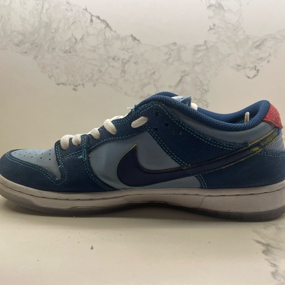 Nike SB Dunk Low Pro
Why So Sad? - Picture 3 of 7